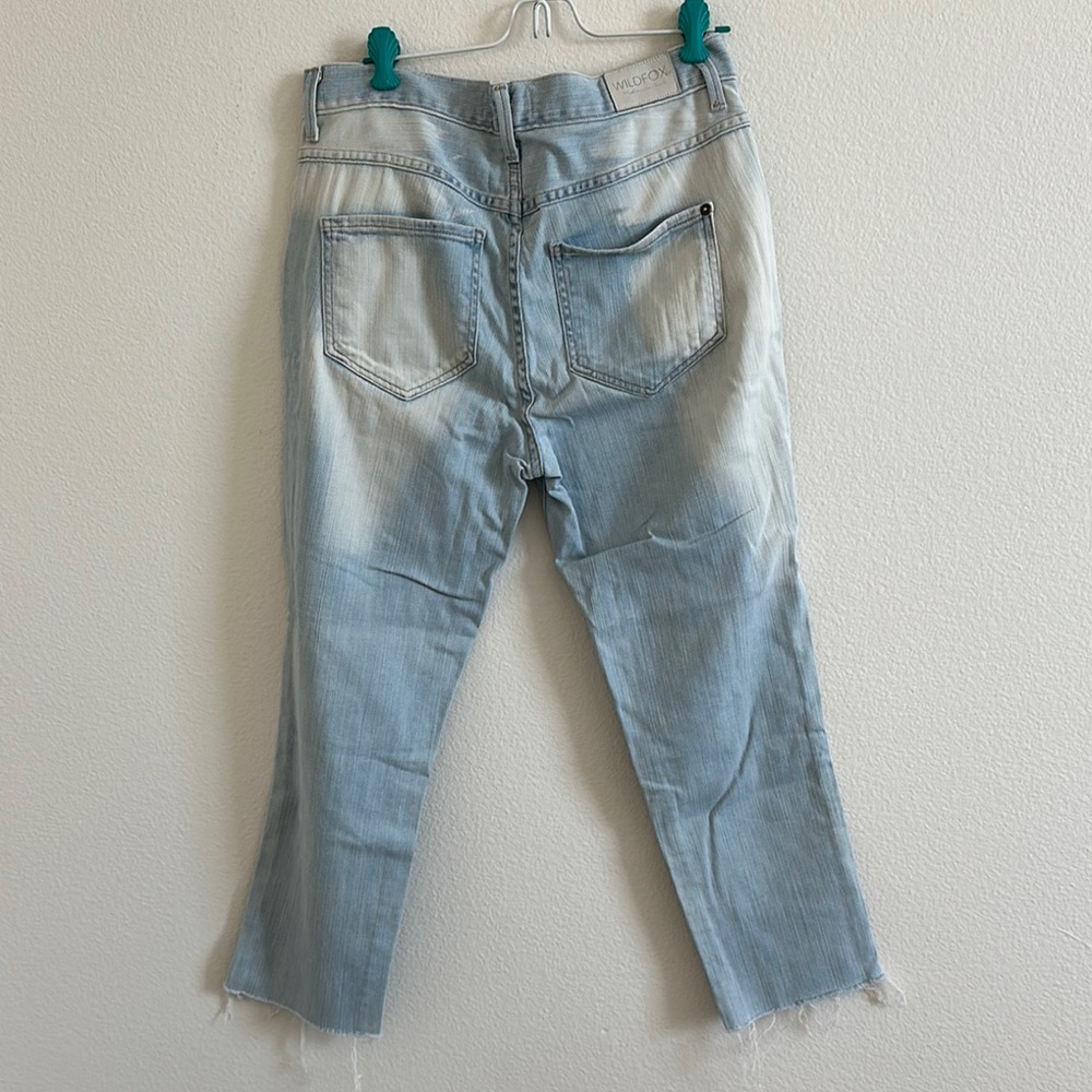 WildFox Distressed Light Blue Jeans Raw Hems - Picture 7 of 8